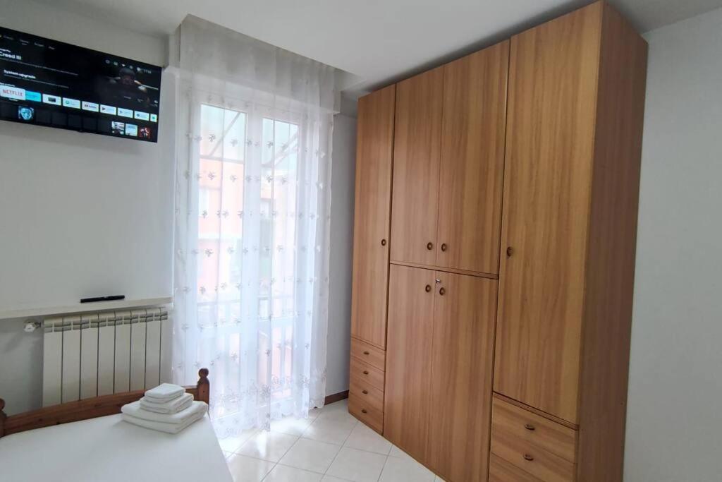 Elegante Alloggio Zona Storica Lecco Exterior photo
